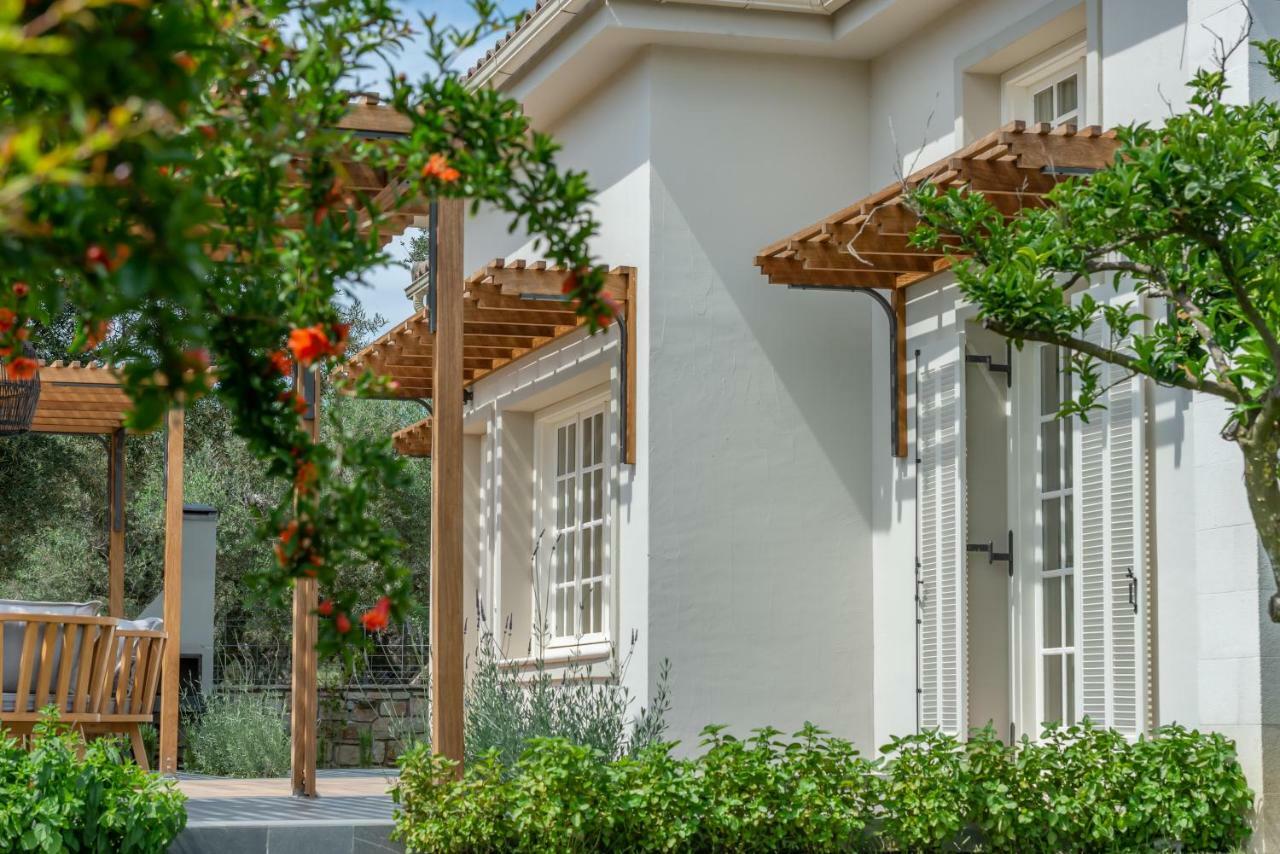 Leeda'S Cottages Lithakia  ภายนอก รูปภาพ